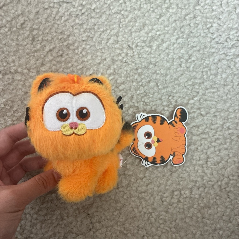 Garfield key chain plushie